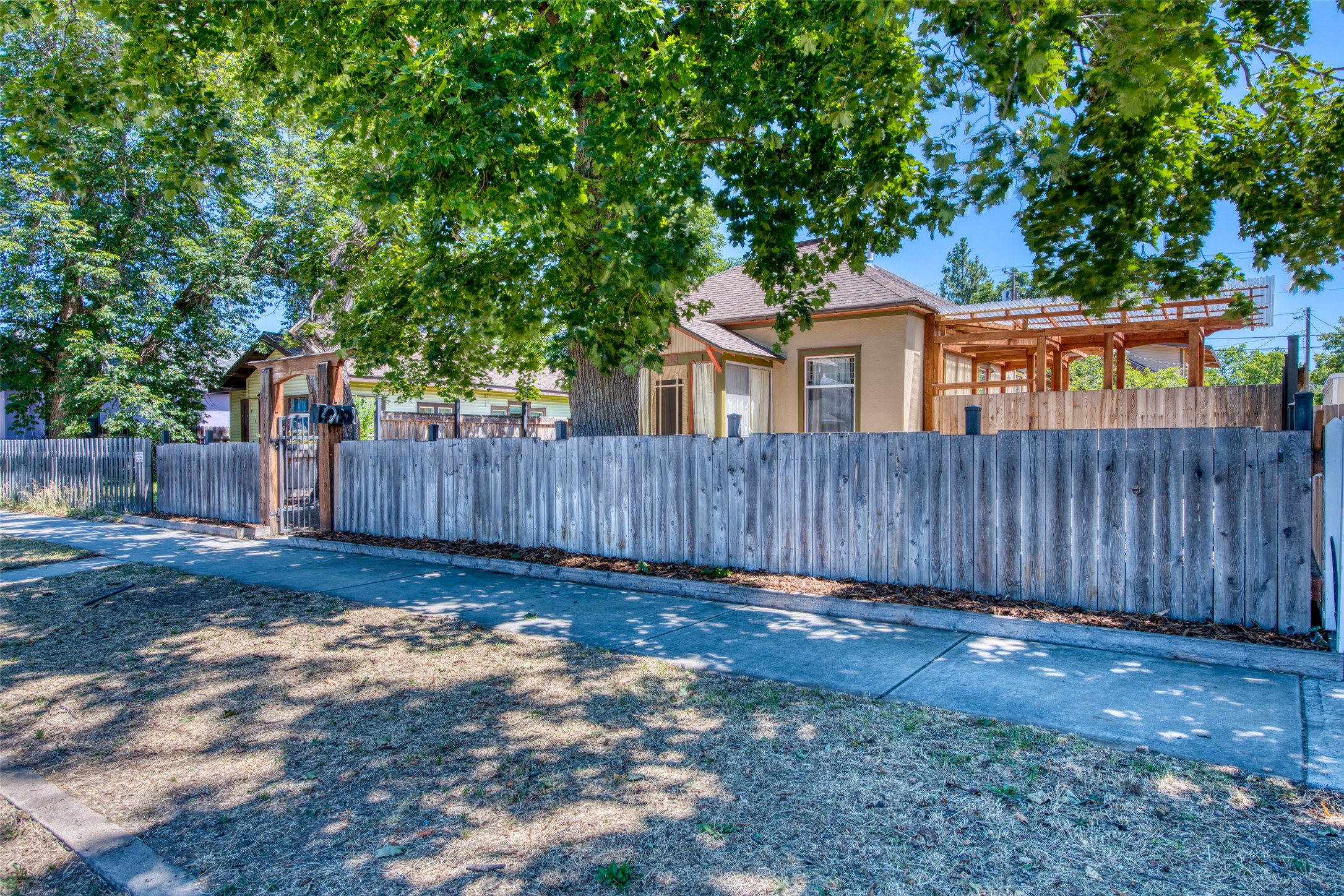412 N 5th Street