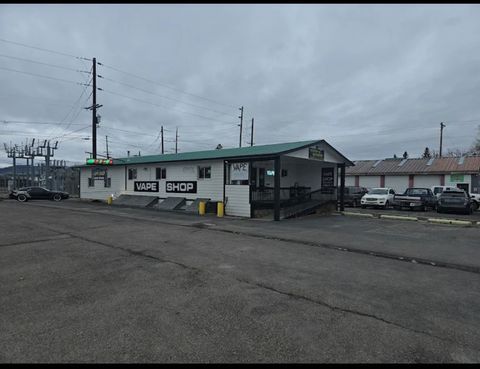 Tiny photo for 274 6th Avenue, Kalispell, MT 59901 (MLS # 30067142)