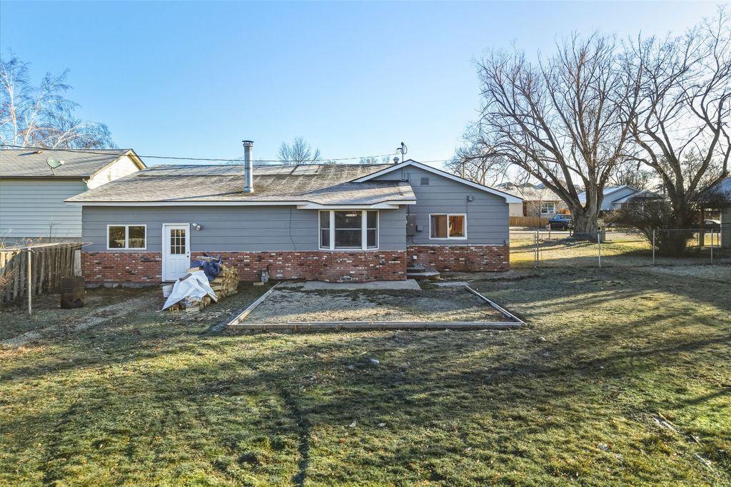 Photo of 517 N 6th Street, Hamilton, MT 59840 (MLS # 30062197)