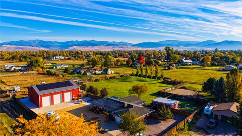 Photo of 1041 Como Drive, Missoula, MT 59804 (MLS # 30079078)