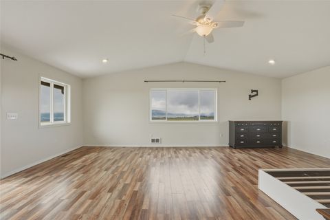 Tiny photo for 652 Pathfinder Road S, Stevensville, MT 59870 (MLS # 30070220)