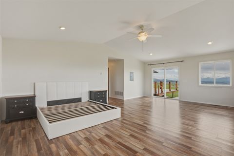 Tiny photo for 652 Pathfinder Road S, Stevensville, MT 59870 (MLS # 30070220)