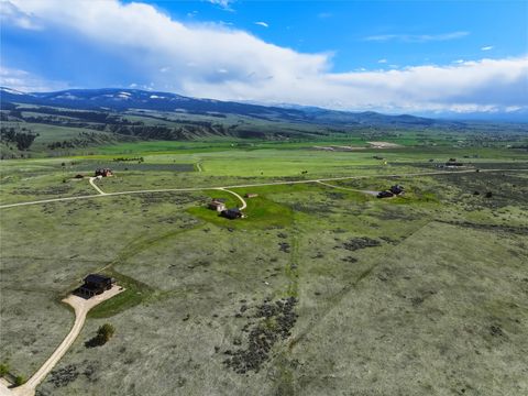 Tiny photo for 652 Pathfinder Road S, Stevensville, MT 59870 (MLS # 30070220)