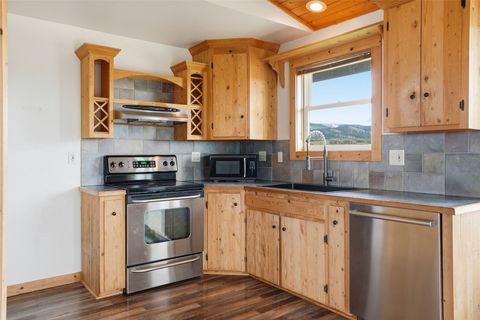 Tiny photo for 652 Pathfinder Road S, Stevensville, MT 59870 (MLS # 30070220)