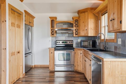 Tiny photo for 652 Pathfinder Road S, Stevensville, MT 59870 (MLS # 30070220)