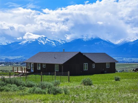 Tiny photo for 652 Pathfinder Road S, Stevensville, MT 59870 (MLS # 30070220)