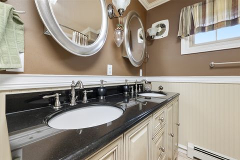 Tiny photo for 2818 Elizabeth Warren Avenue, Butte, MT 59701 (MLS # 30071000)