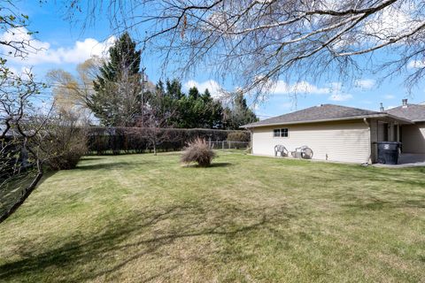 Tiny photo for 2818 Elizabeth Warren Avenue, Butte, MT 59701 (MLS # 30071000)