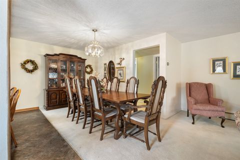 Tiny photo for 2818 Elizabeth Warren Avenue, Butte, MT 59701 (MLS # 30071000)