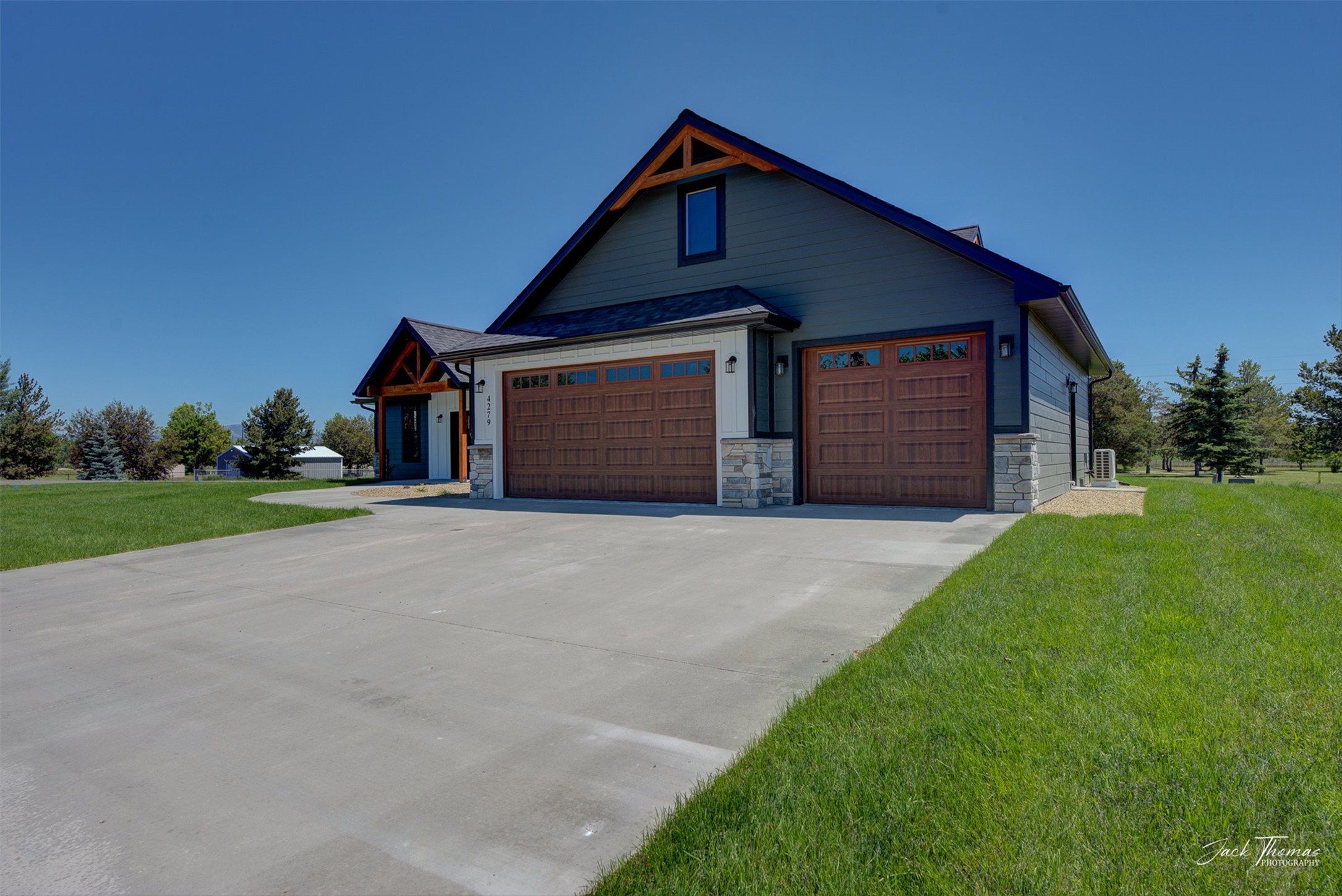 4279 Country View Drive