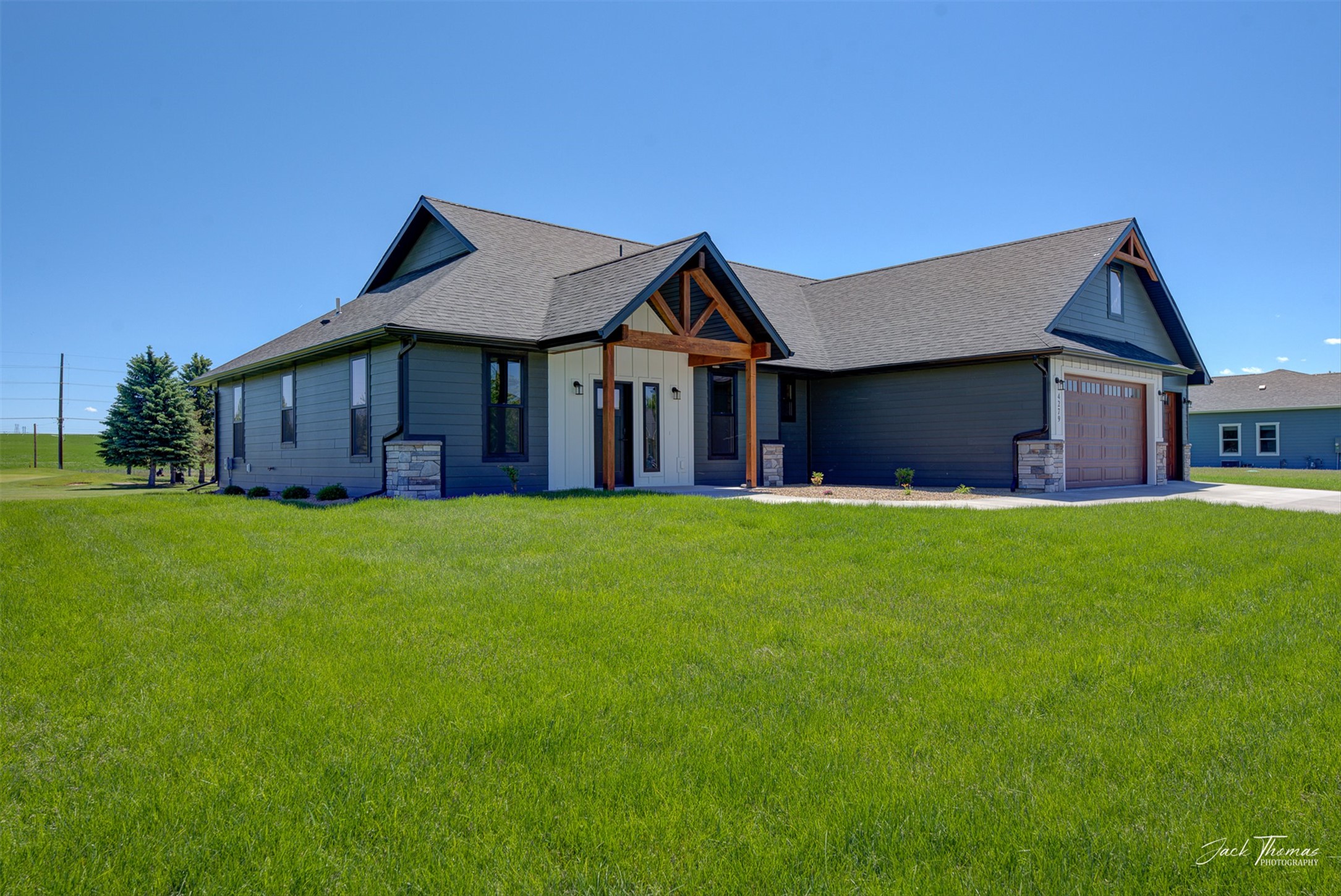 4279 Country View Drive