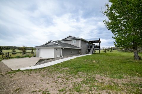 Photo of 97 Cub Drive, Great Falls, MT 59404 (MLS # 30070884)