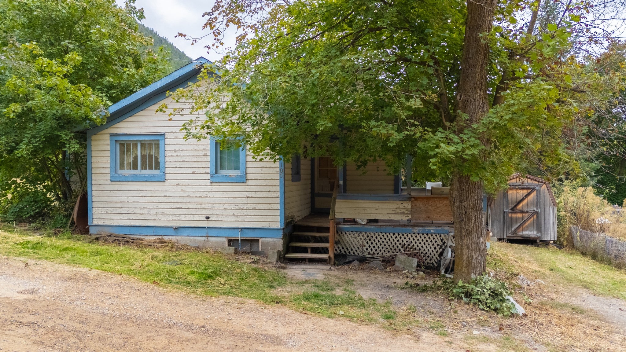 105 Meadowview Lane