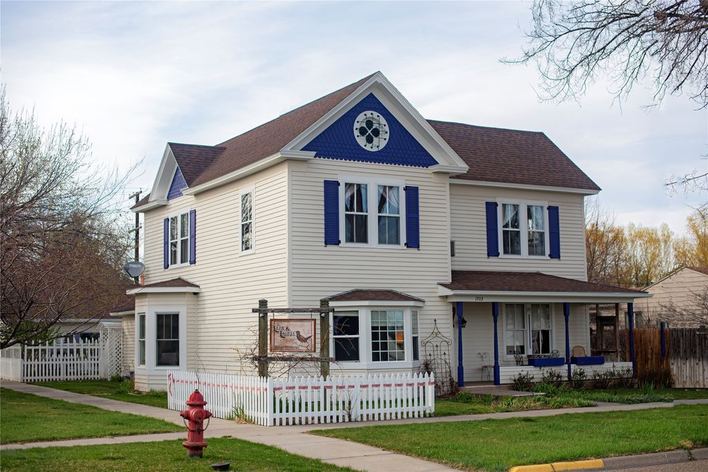 Photo of 1702 Main Street, Fort Benton, MT 59442 (MLS # 30069749)