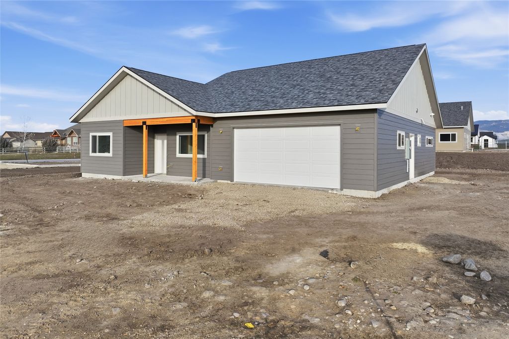 Photo of 3572 Cimarron Lane, Stevensville, MT 59870 (MLS # 30061080)