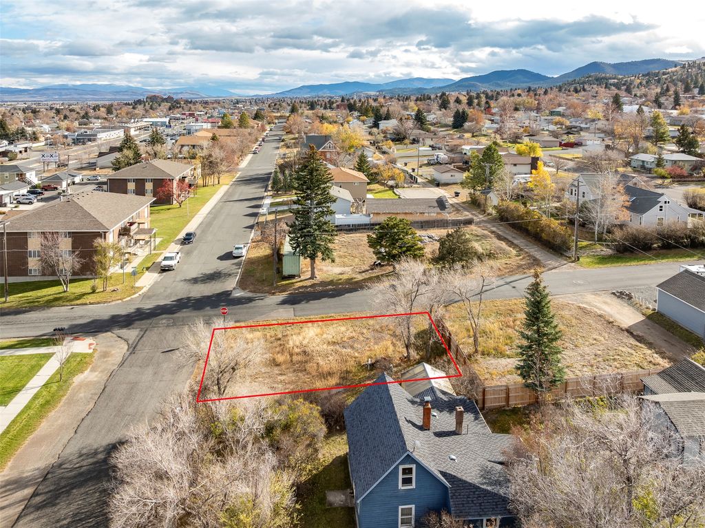 Photo of 1801 Cannon Street, Helena, MT 59601 (MLS # 30060658)