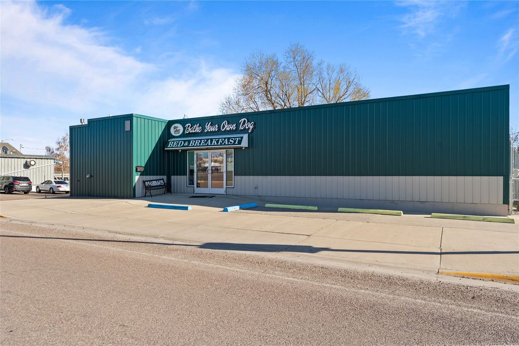 Photo of 1100 Smelter Avenue NE, Black Eagle, MT 59414 (MLS # 30068519)