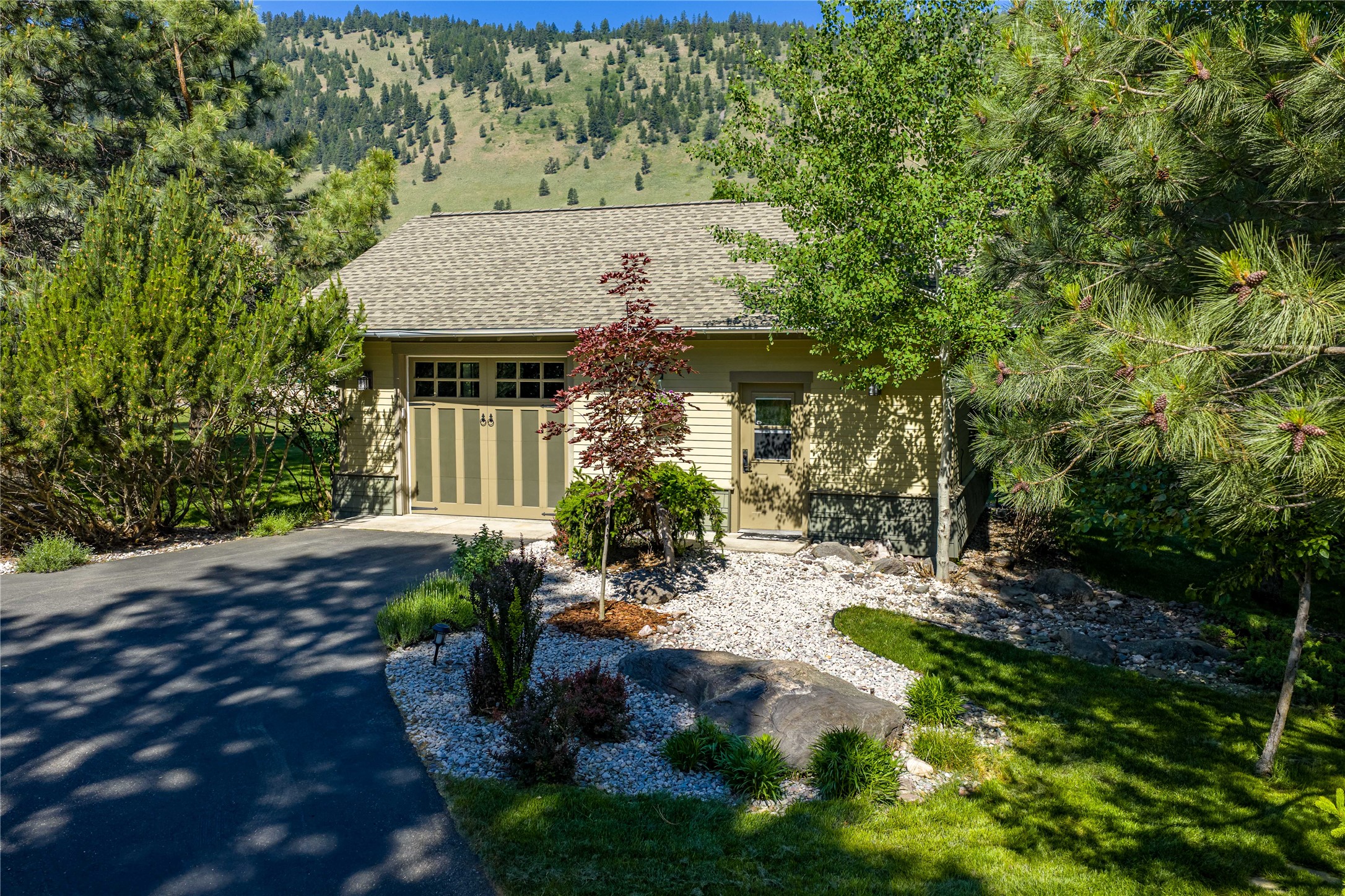 125 and 133 Deer Creek Road