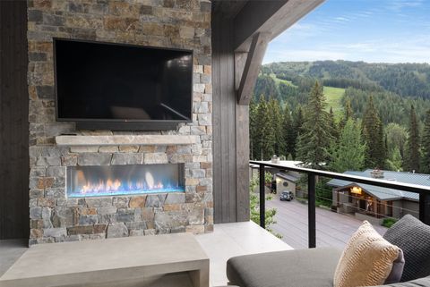 Tiny photo for 3812 Tamarack Avenue #B, Whitefish, MT 59937 (MLS # 30071611)