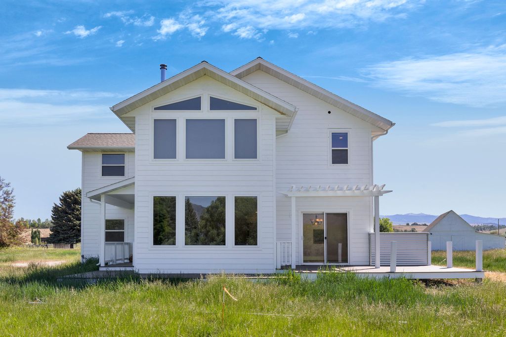Photo of 239 Lincoln Lane, Hamilton, MT 59840 (MLS # 30063985)