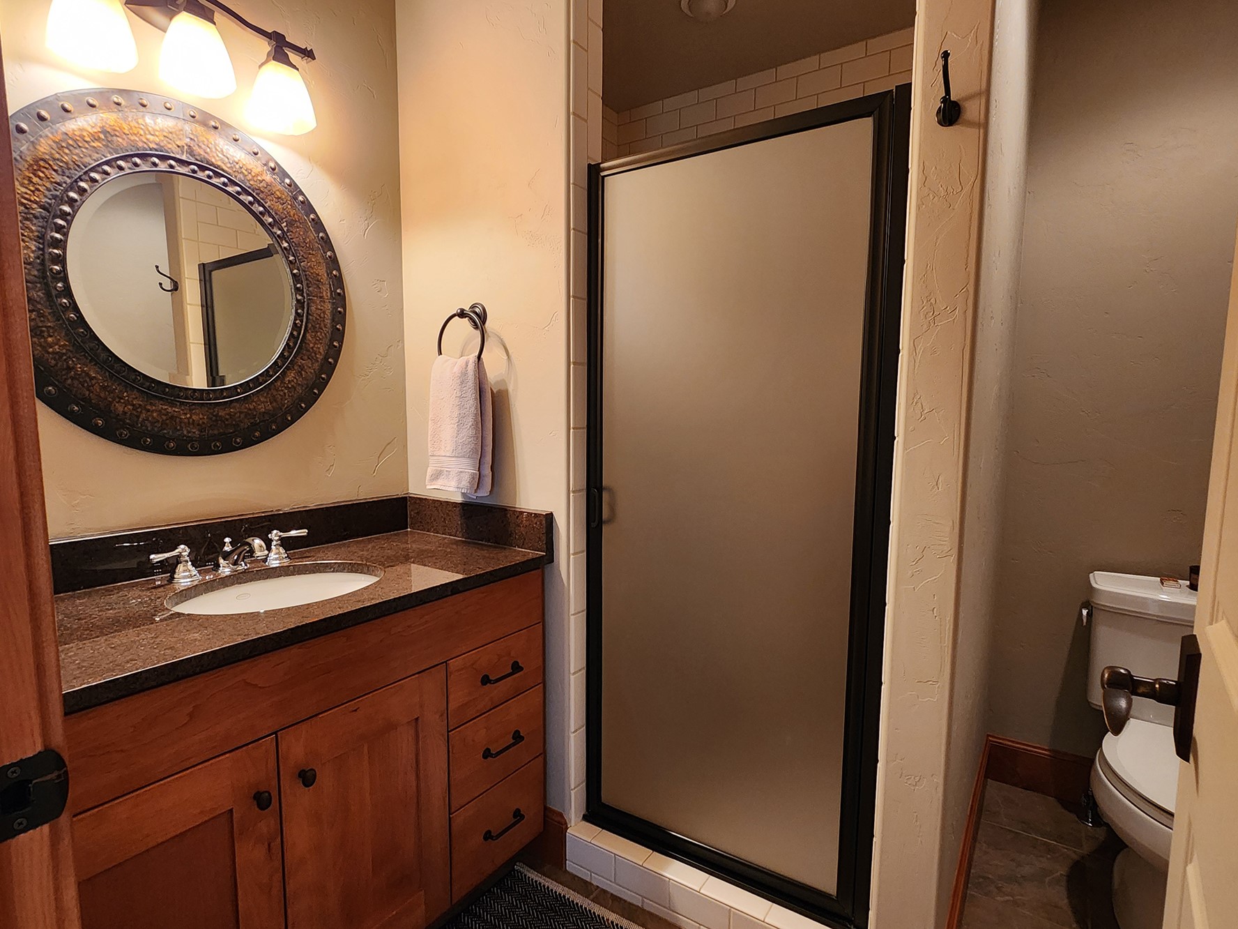 31683 Lake To Sky Dr, Bigfork, MT, 59911, USA, 2 Bedrooms Bedrooms, ,1 BathroomBathrooms,Residential,Active,31683 Lake To Sky Dr,30071322