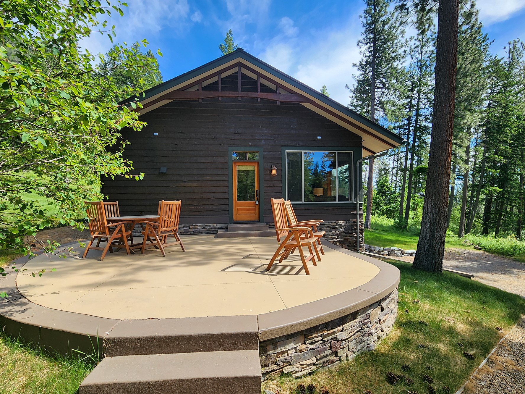 31683 Lake To Sky Dr, Bigfork, MT, 59911, USA, 2 Bedrooms Bedrooms, ,1 BathroomBathrooms,Residential,Active,31683 Lake To Sky Dr,30071322