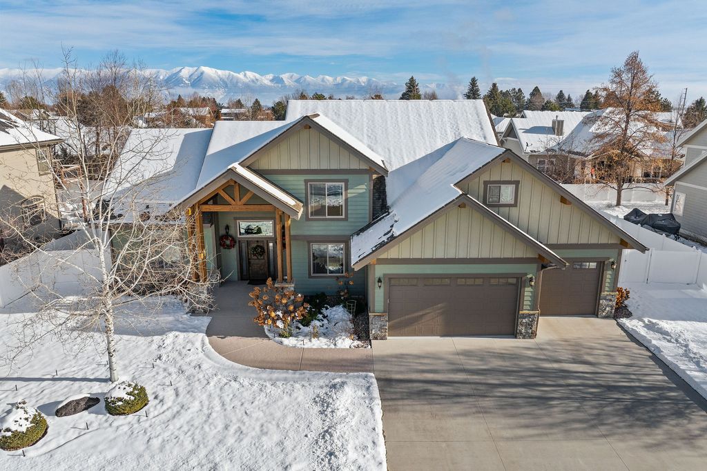 Photo of 11 White Bark Lane, Kalispell, MT 59901 (MLS # 30063705)