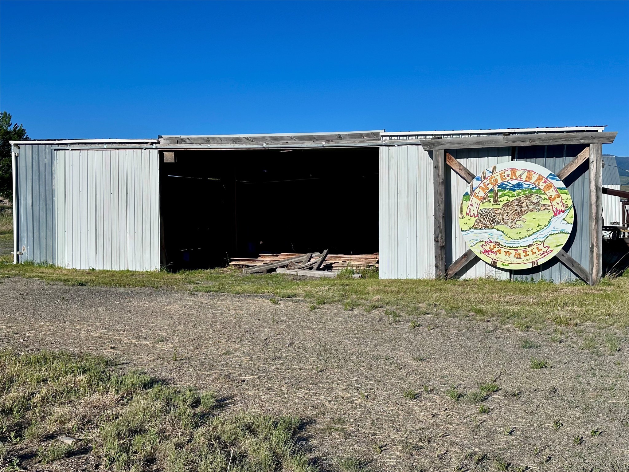 829 Airport Road