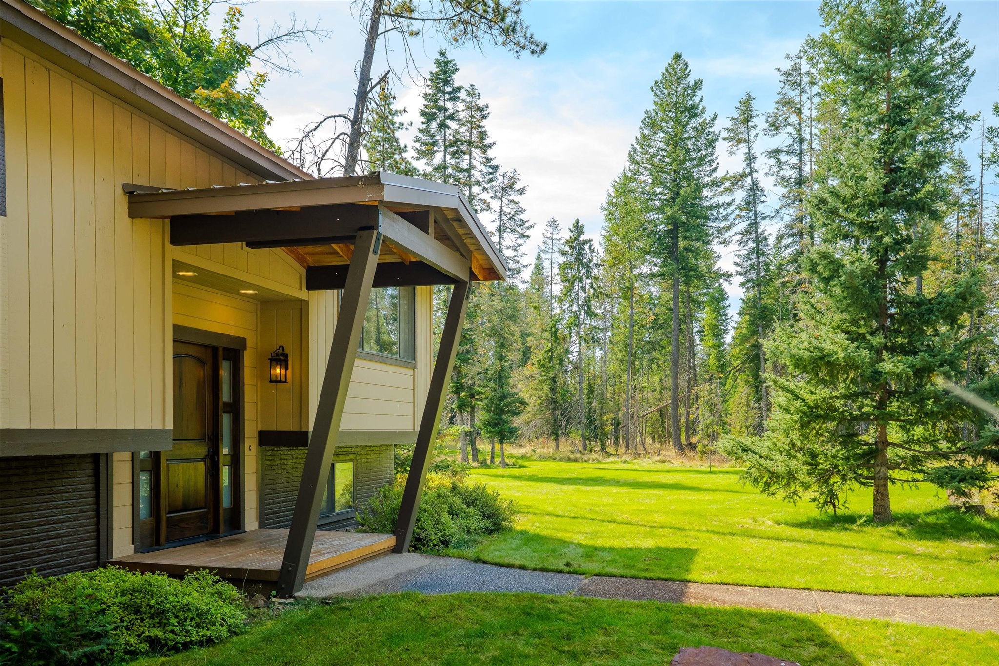 4955 Foothill Road