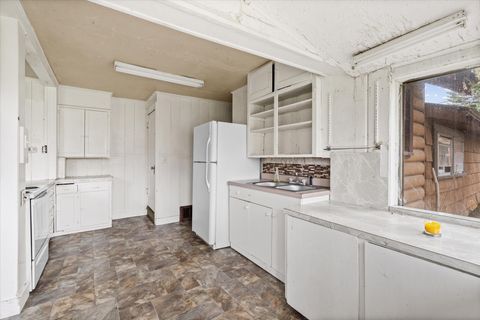 Tiny photo for 1312 2nd Avenue E, Kalispell, MT 59901 (MLS # 30061110)