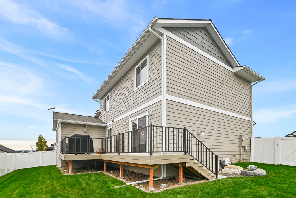 Photo of 327 Mountain Vista Way, Kalispell, MT 59901 (MLS # 30060636)