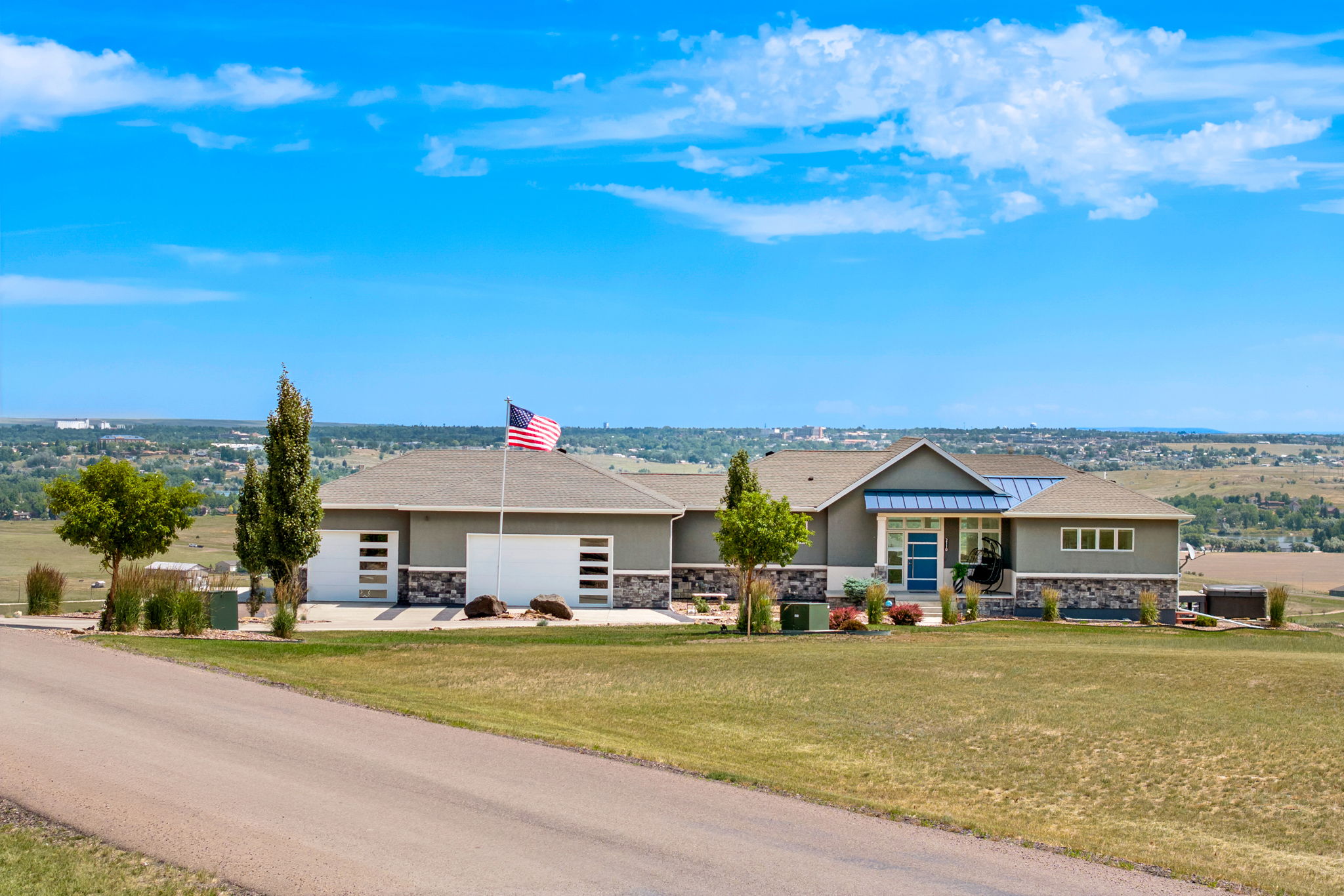 2110 Larkspur Lane