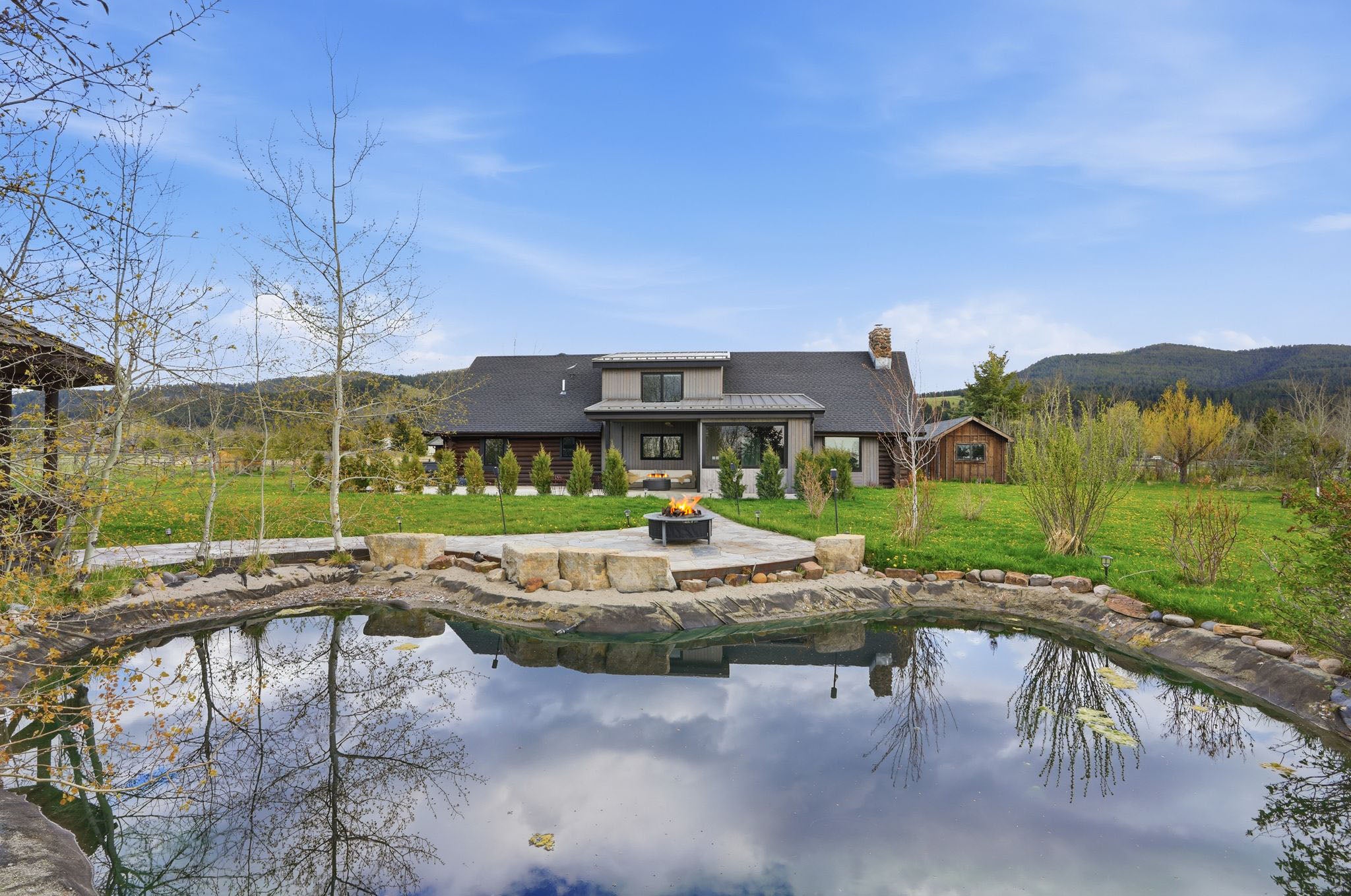 1589 Cougar Drive