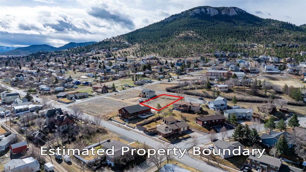 Photo of 1936 Stuart Street, Helena, MT 59601 (MLS # 30066755)