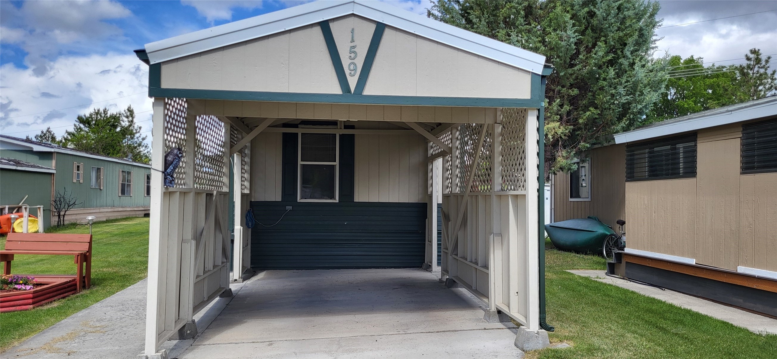 Helena, Montana 59601, United States, 3 Bedrooms Bedrooms, ,2 BathroomsBathrooms,Residential,Pending,53730