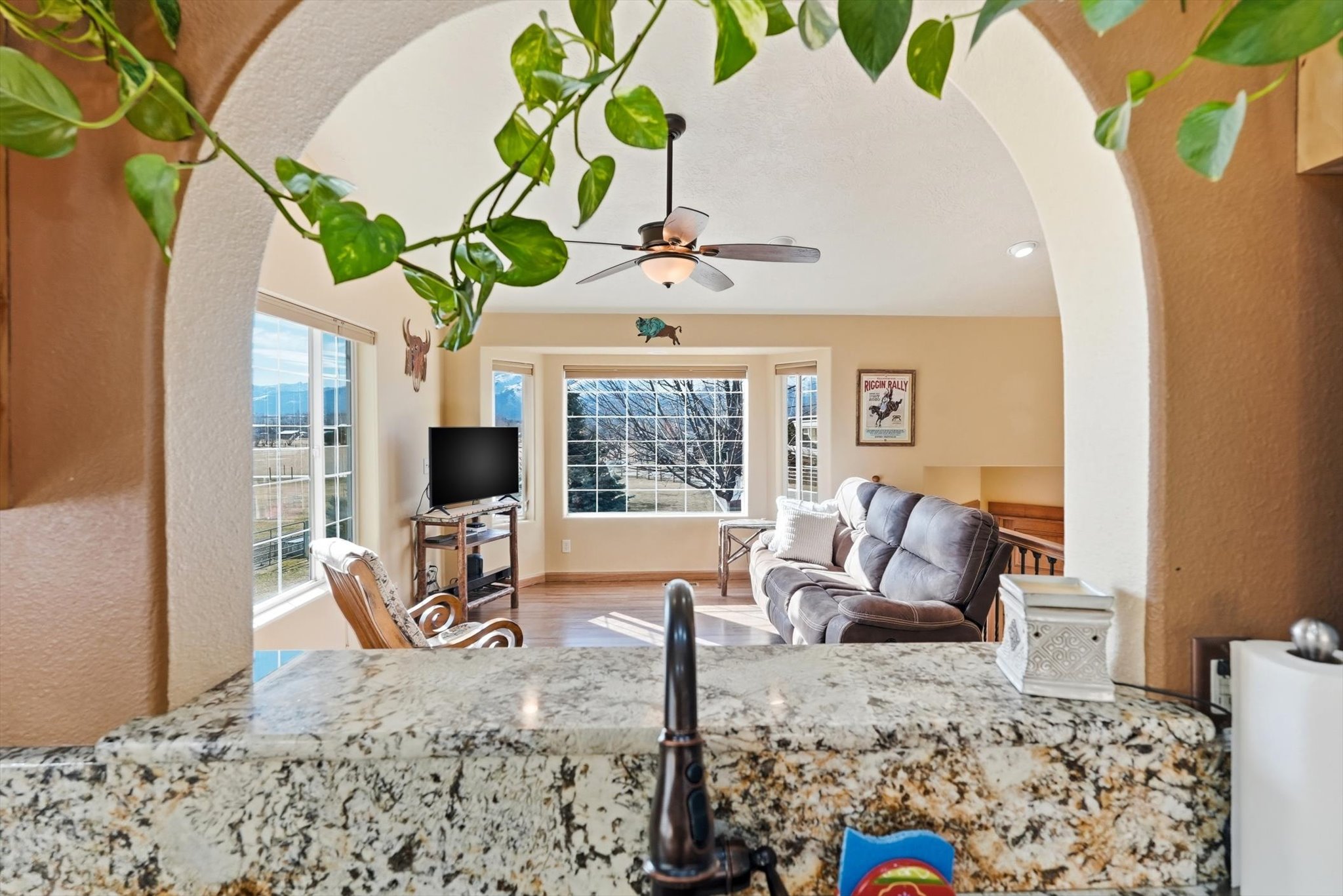 Hamilton, Montana, 59840, United States, 4 Bedrooms Bedrooms, ,3 BathroomsBathrooms,Residential,Active,2021954