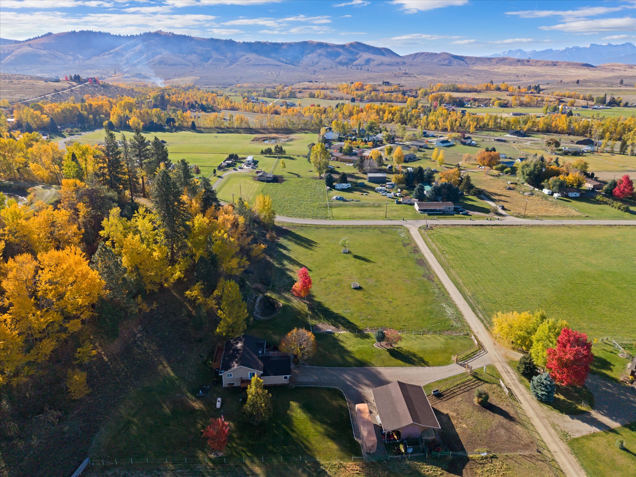 Hamilton, Montana, 59840, United States, 4 Bedrooms Bedrooms, ,3 BathroomsBathrooms,Residential,Active,2021954