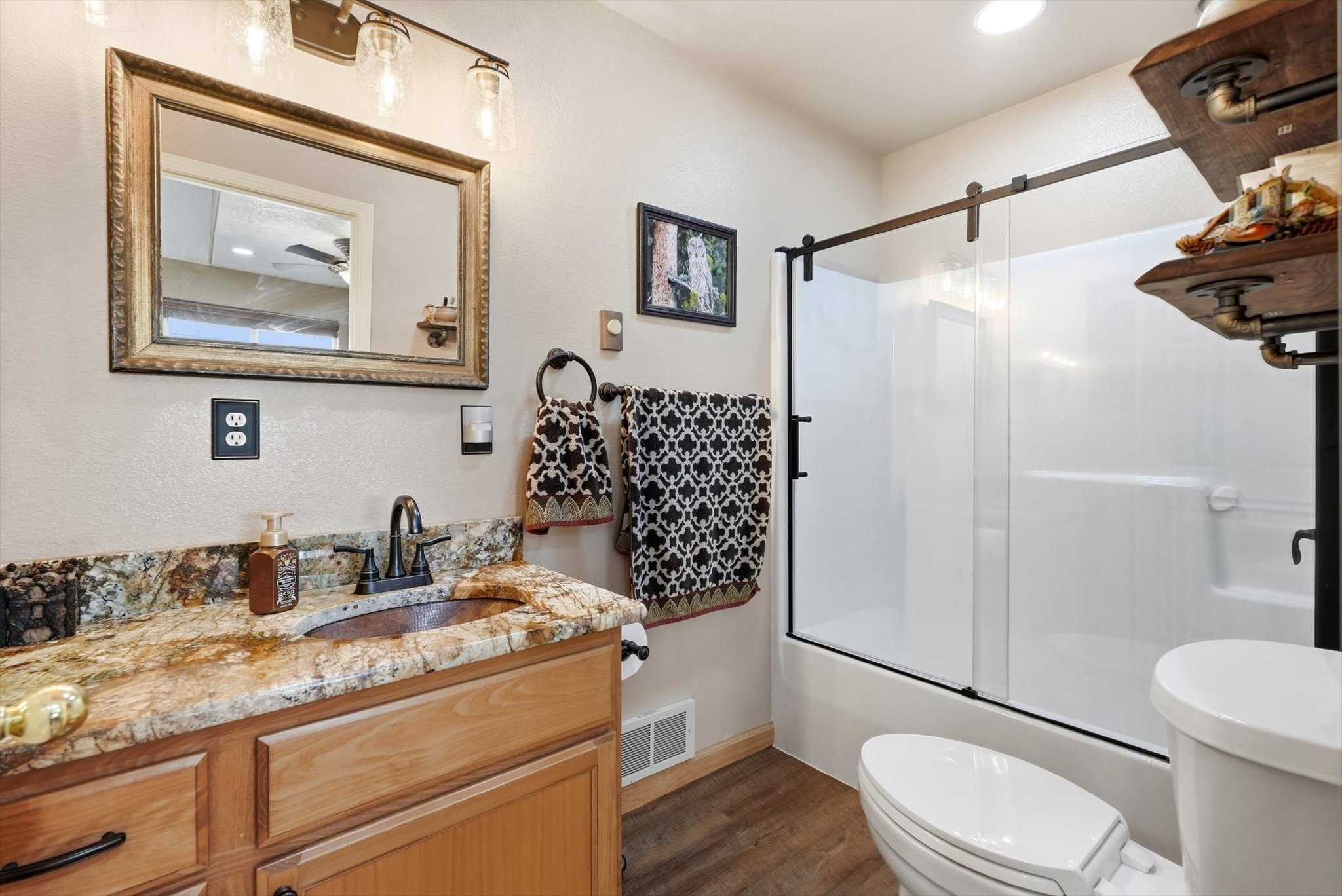 Hamilton, Montana, 59840, United States, 4 Bedrooms Bedrooms, ,3 BathroomsBathrooms,Residential,Active,2021954