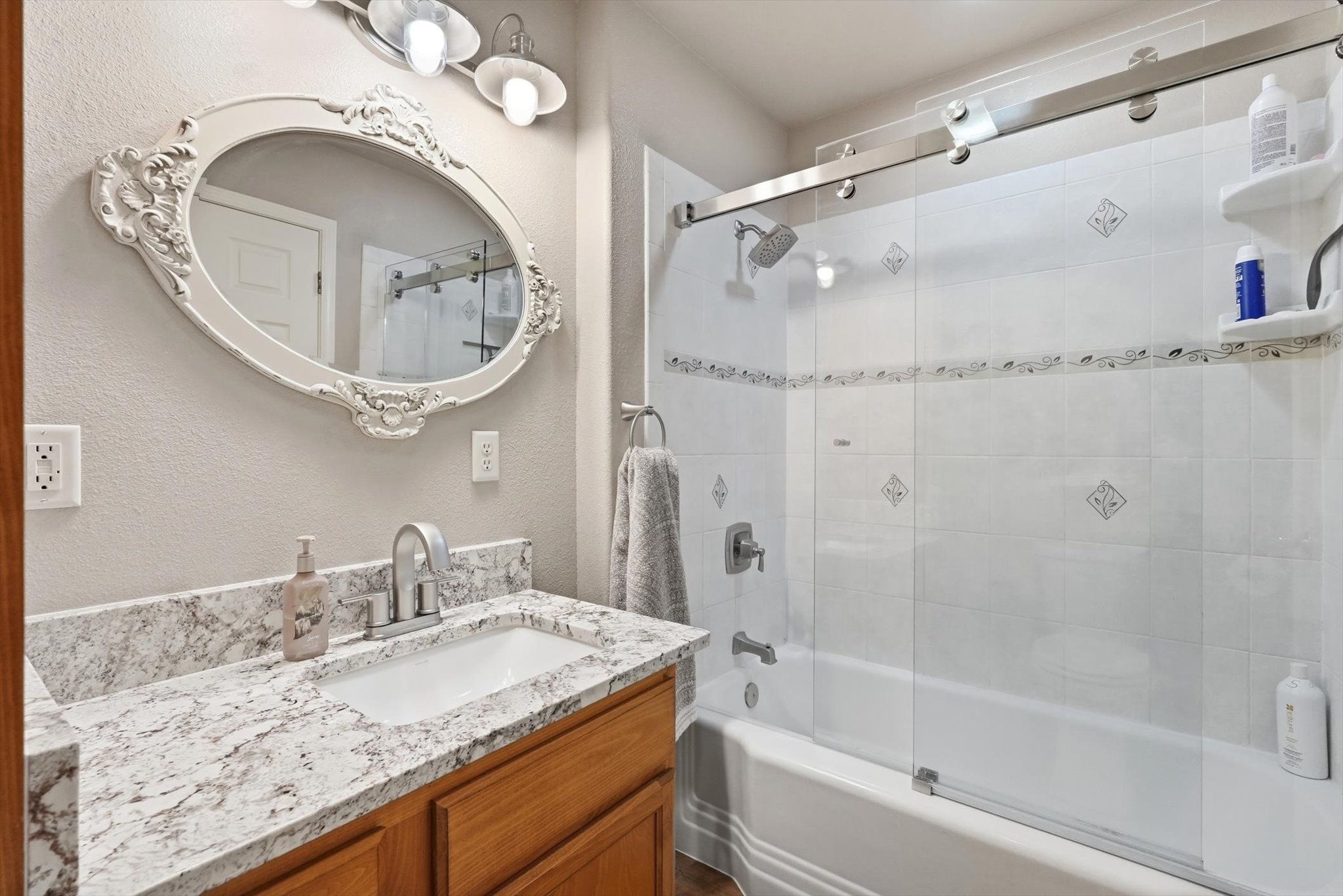 Hamilton, Montana, 59840, United States, 4 Bedrooms Bedrooms, ,3 BathroomsBathrooms,Residential,Active,2021954