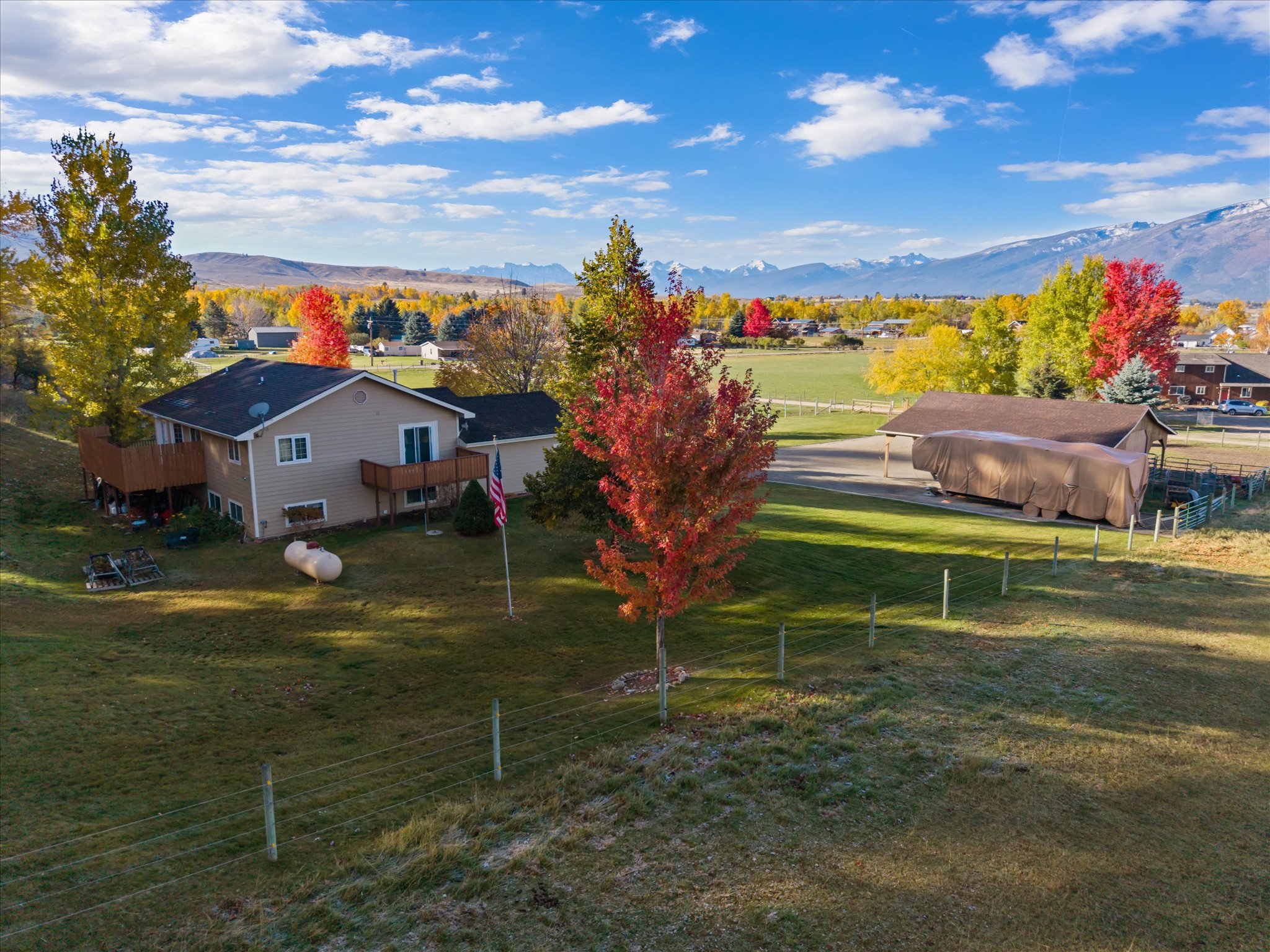 786 Ropin Horse Lane