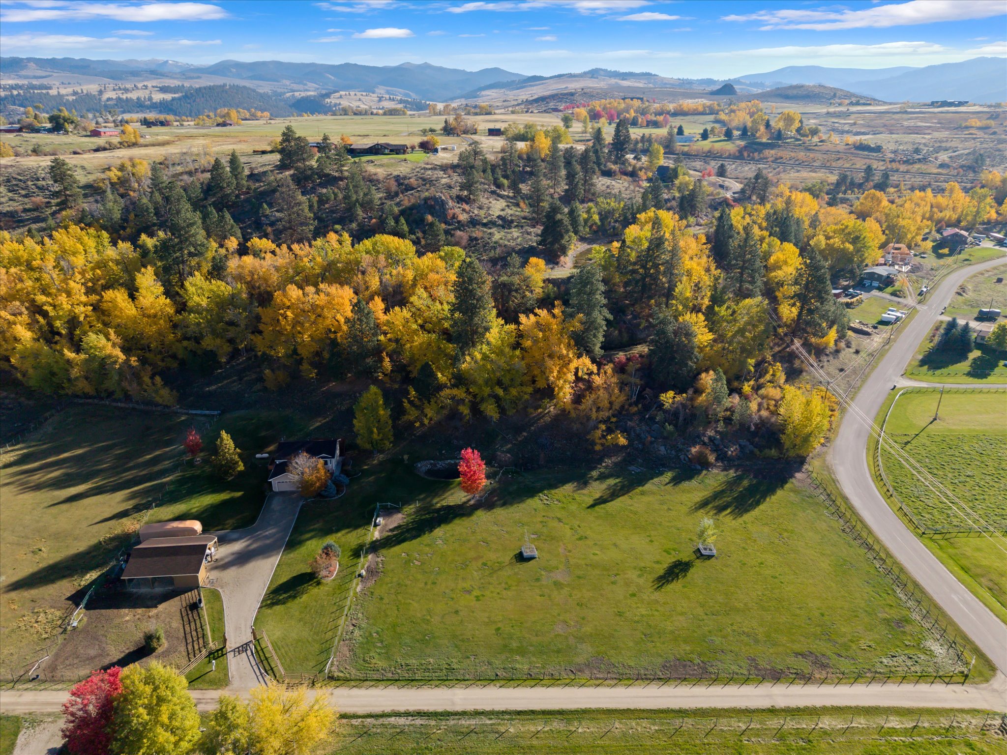 Hamilton, Montana, 59840, United States, 4 Bedrooms Bedrooms, ,3 BathroomsBathrooms,Residential,Active,2021954