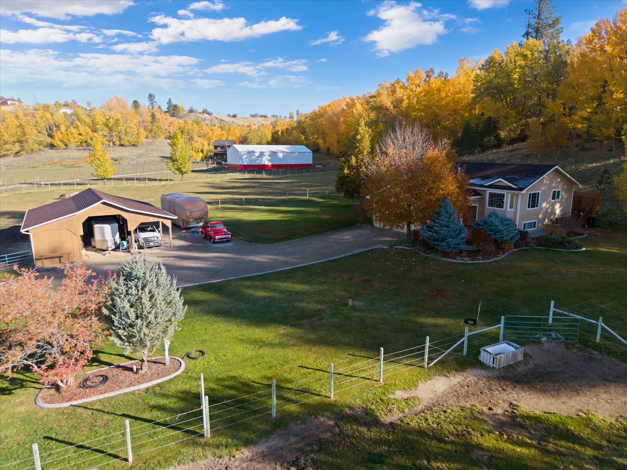 Hamilton, Montana, 59840, United States, 4 Bedrooms Bedrooms, ,3 BathroomsBathrooms,Residential,Active,2021954