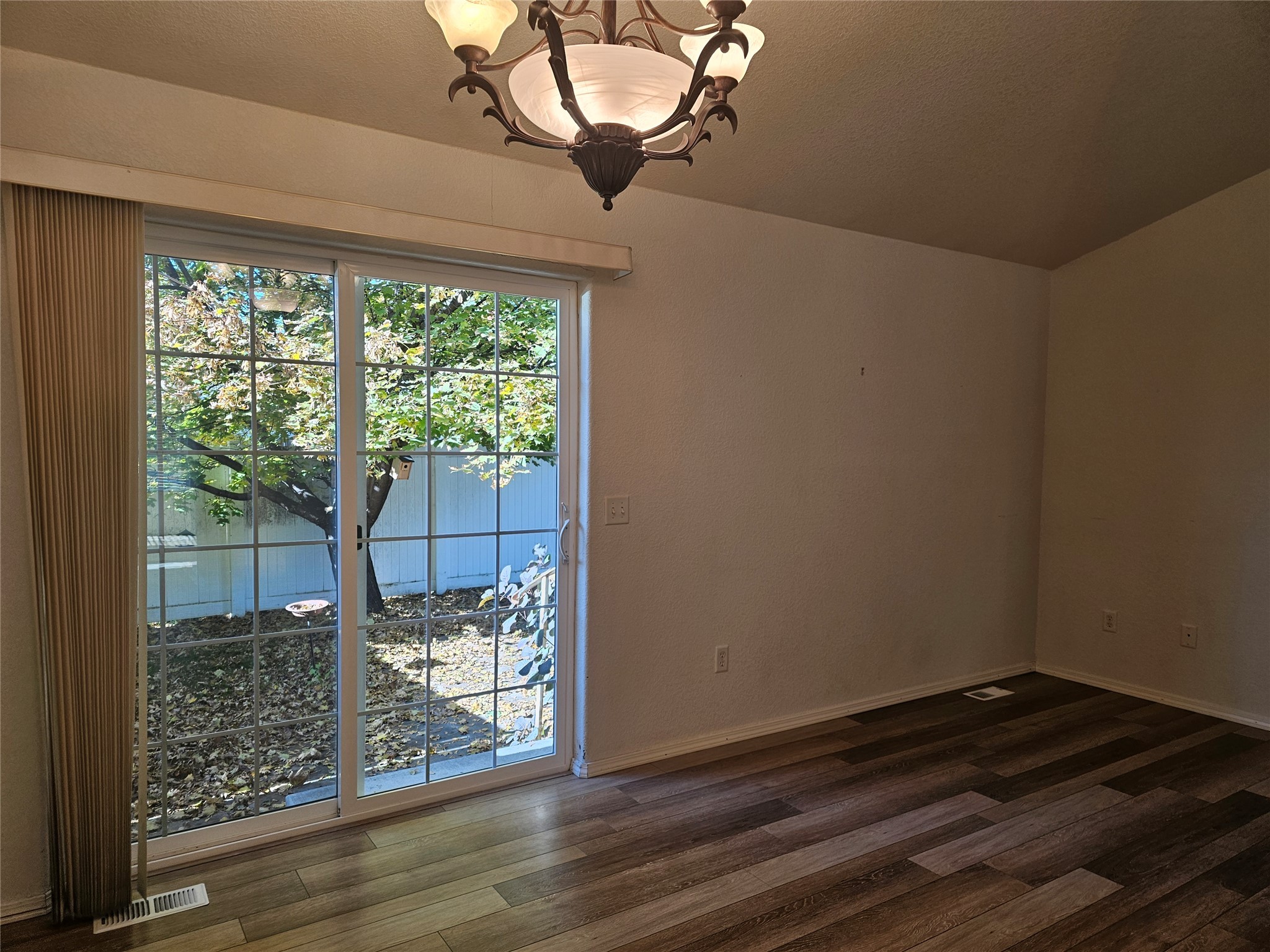 2987 Mary Jane Boulevard