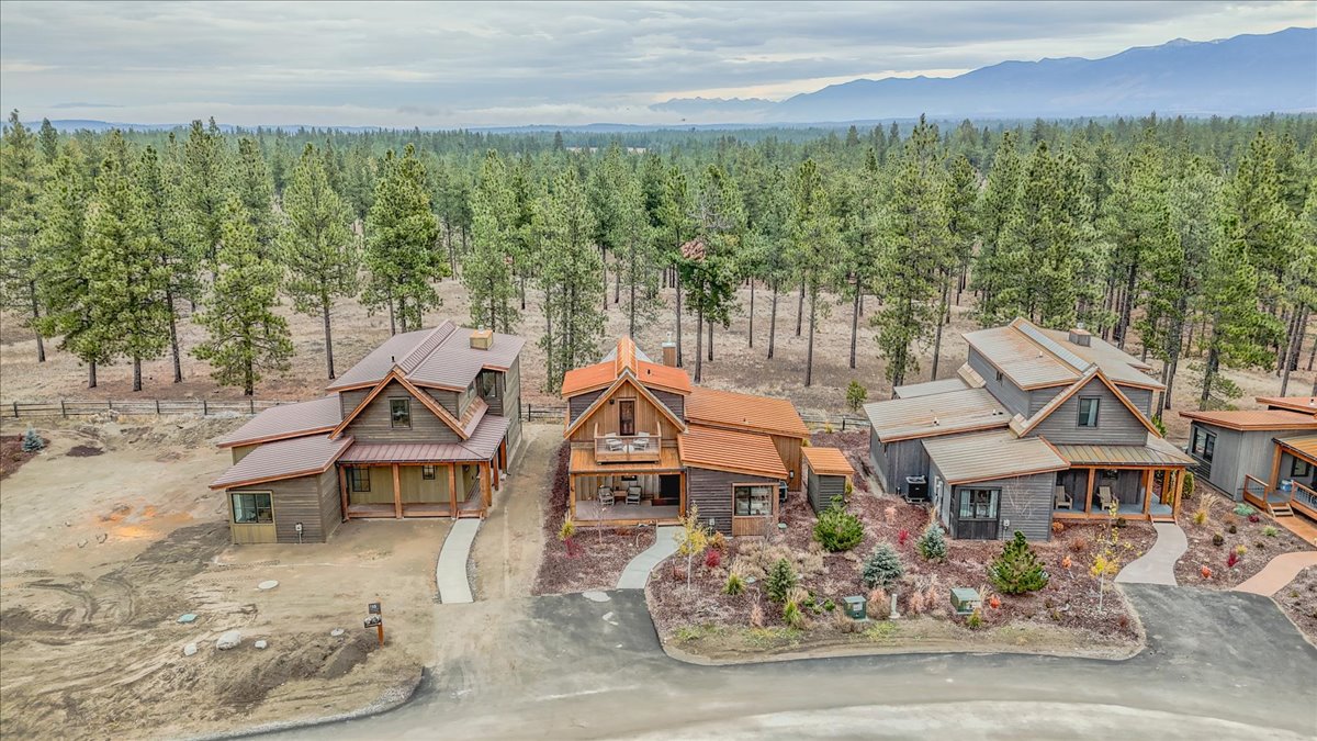 20 Crooked Stick Way