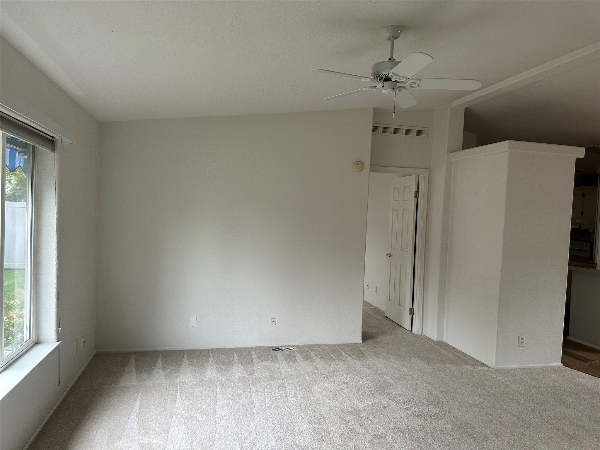 2454 Mcintosh Loop