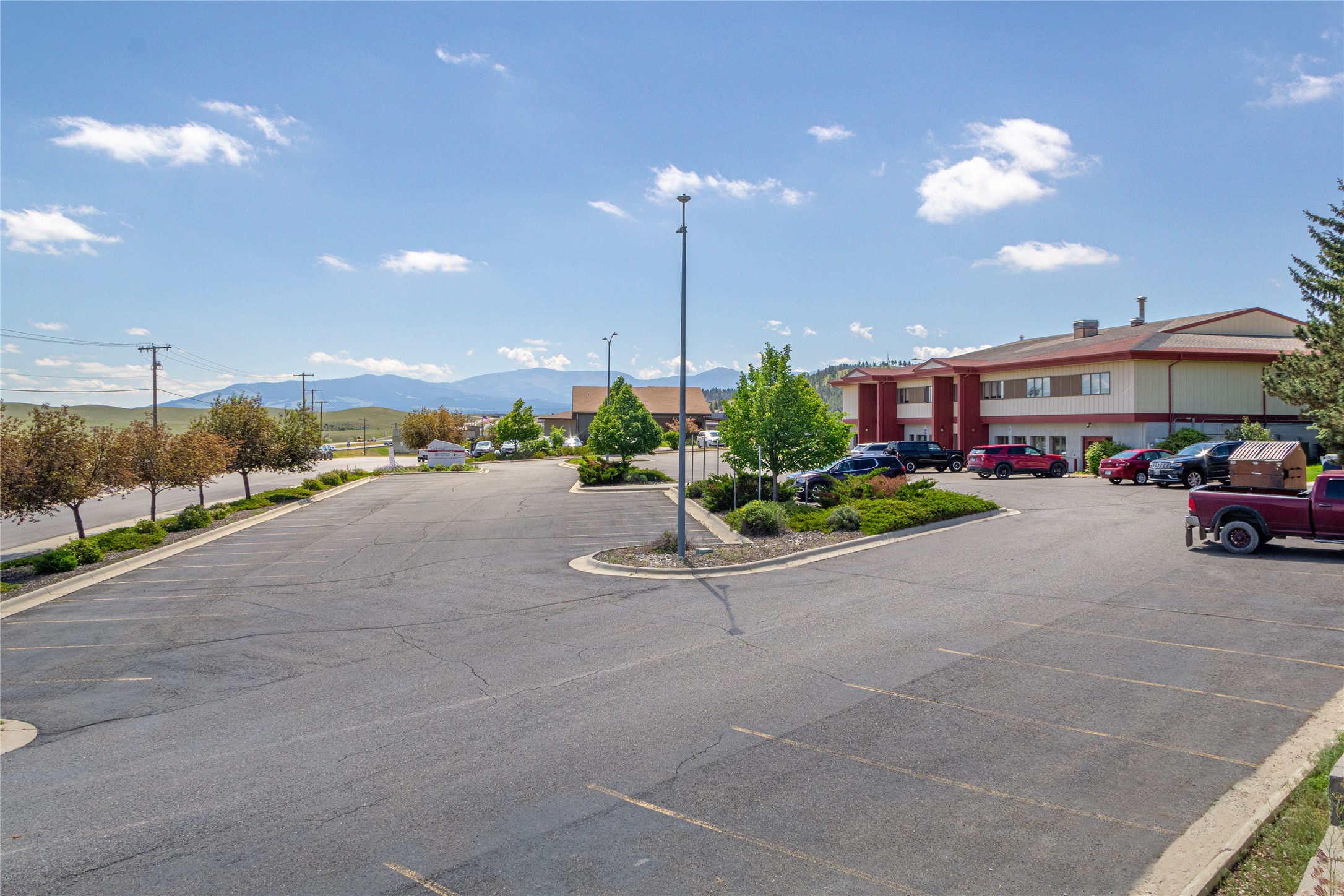 2525 Colonial Drive
