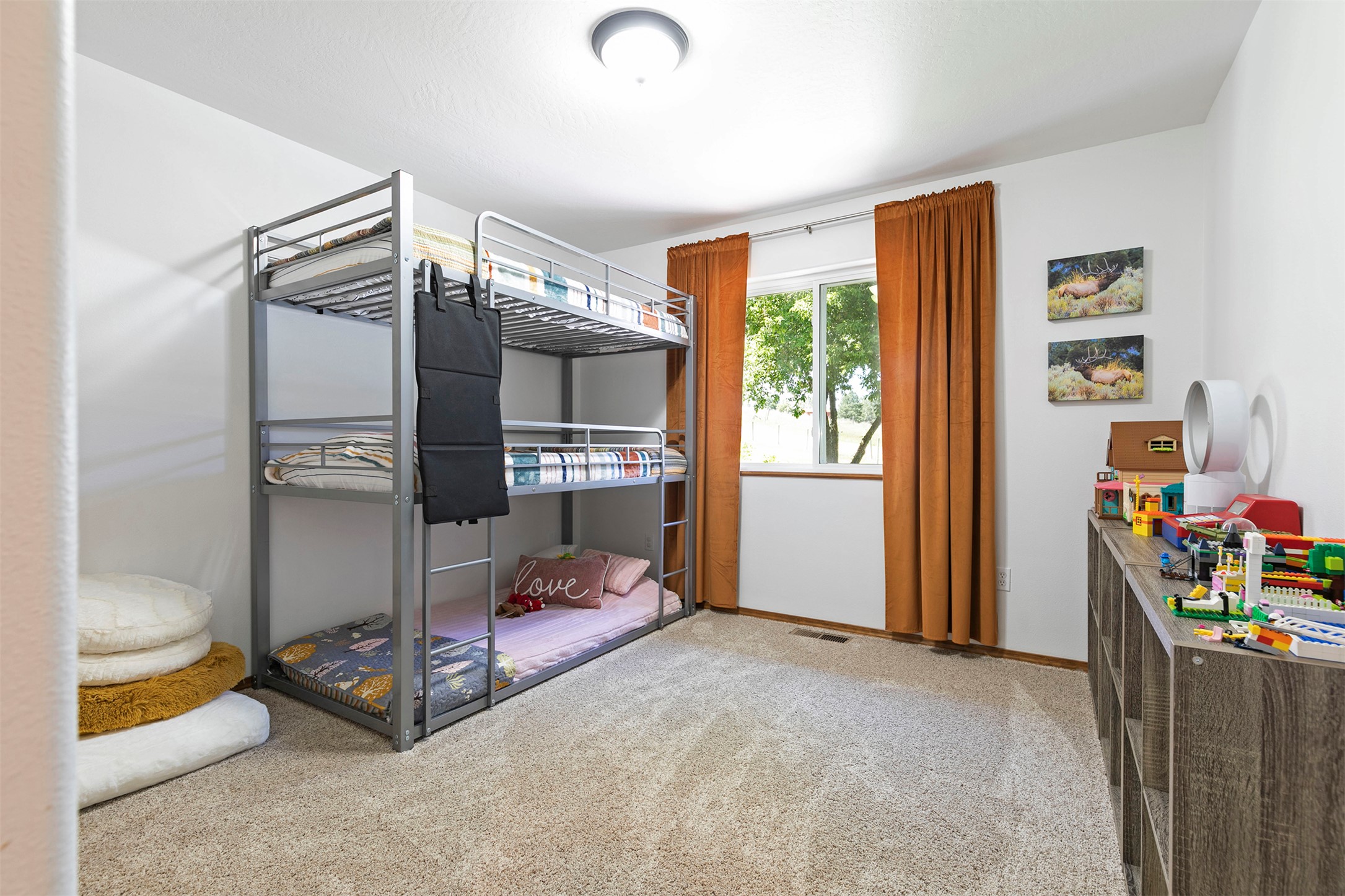 Stevensville, Montana 59870, United States, 3 Bedrooms Bedrooms, ,2 BathroomsBathrooms,Residential,Active,170031