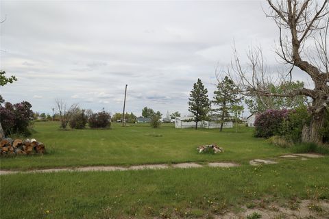 709 Illinois Avenue Valier MT 59486