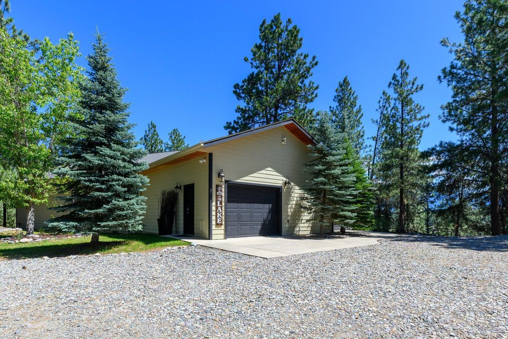 Photo of 2874 Sophie Lake Road, Eureka, MT 59917 (MLS # 30069074)