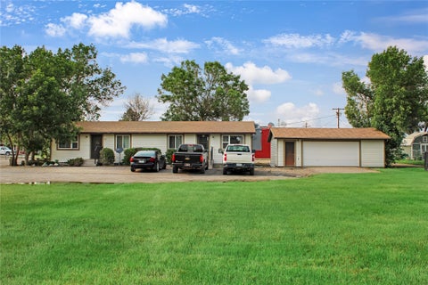 Photo of 950, 946, 932 Oilfield Avenue, Shelby, MT 59474 (MLS # 30077006)
